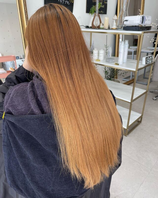 .
before
↓
 after

breach ＆color
gray color🐺

#ブリーチカラー#グレージュ#グレー#登米美容室#twinkleカラー#スーパーロング#ロング料金無料#登米市美容室twinkle #ファミリー歓迎